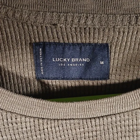 Lucky Brand Waffle Knit Thermal Long Sleeve Mens Medium Top NWT Gray - Picture 2 of 8